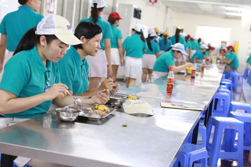 Cần quy định vấn đề bữa ăn giữa ca vào Bộ Luật Lao động (sửa đổi)