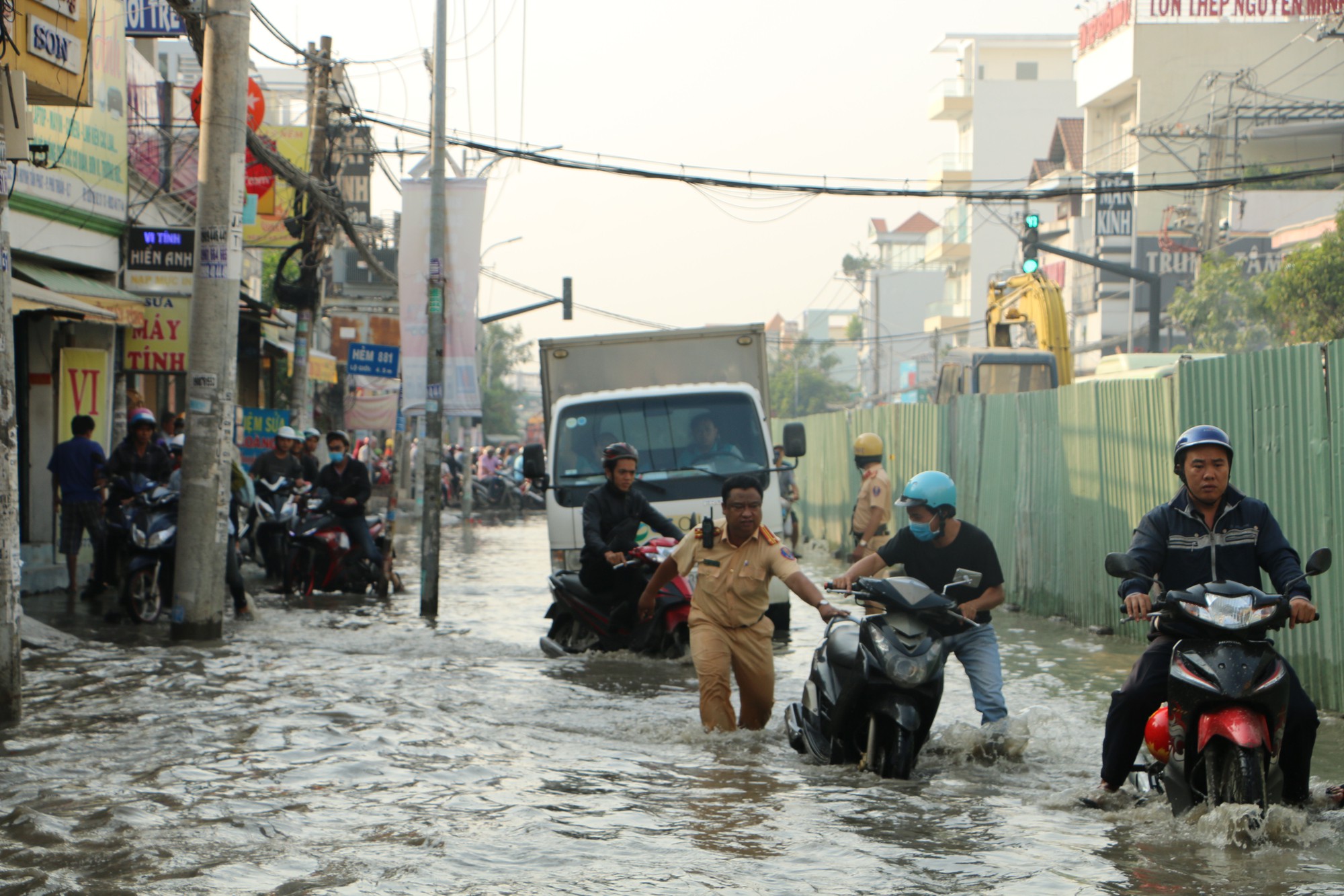 Lộ thêm “thủ phạm” gây ngập ở khu Nam Sài Gòn
