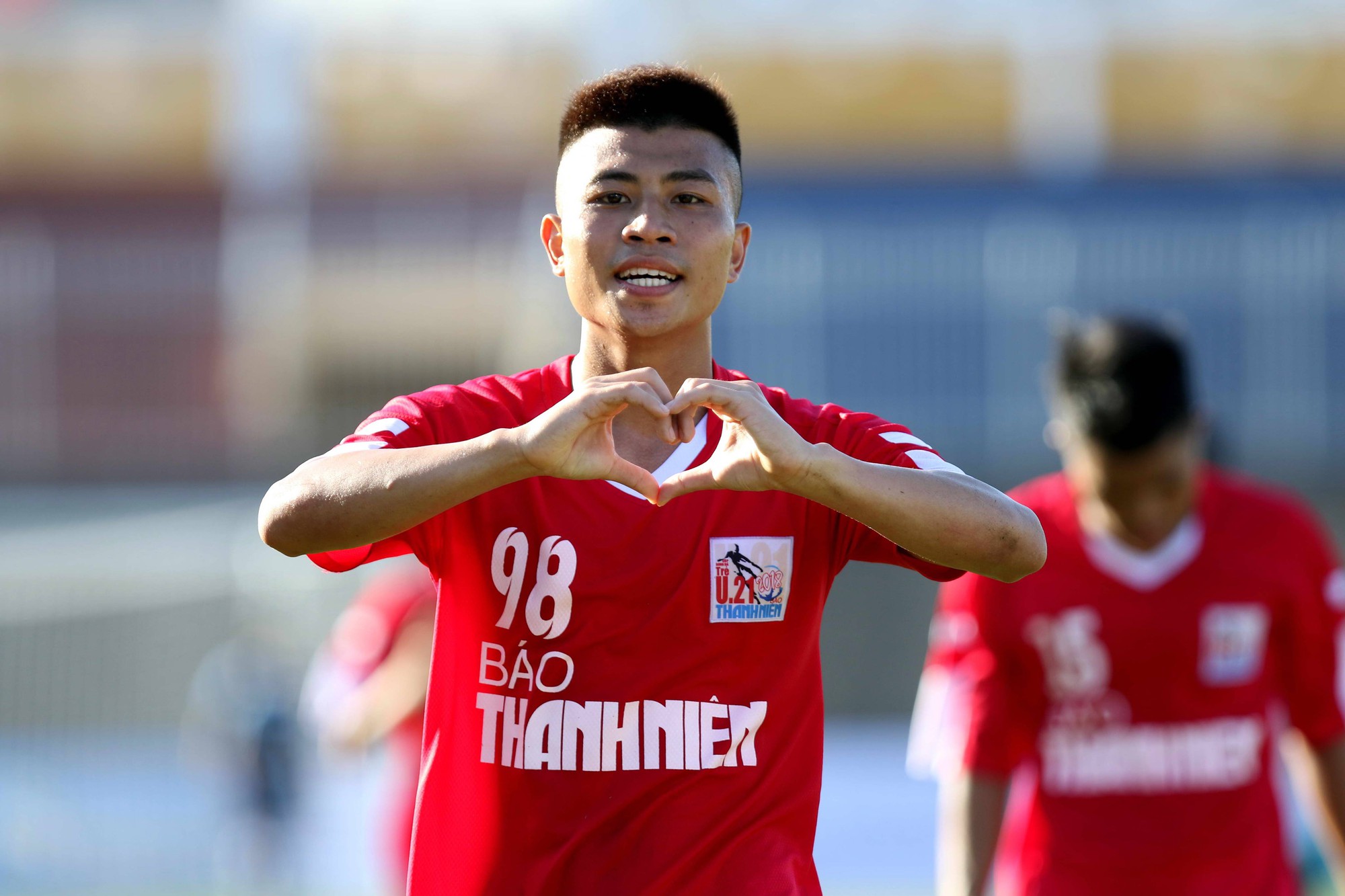 HLV HAGL cảm ơn NHM bằng vé bán kết U21 quốc gia 2018