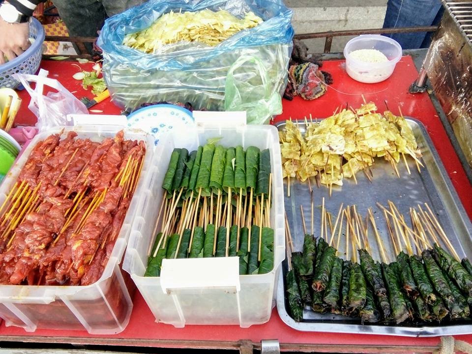 Xỏ l&ograve;i - m&oacute;n đặc sản khi đến xứ hoa v&agrave;ng cỏ xanh - Ảnh 2.