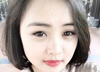 Gặp 2 "hotgirl" sau những ngày buông thả