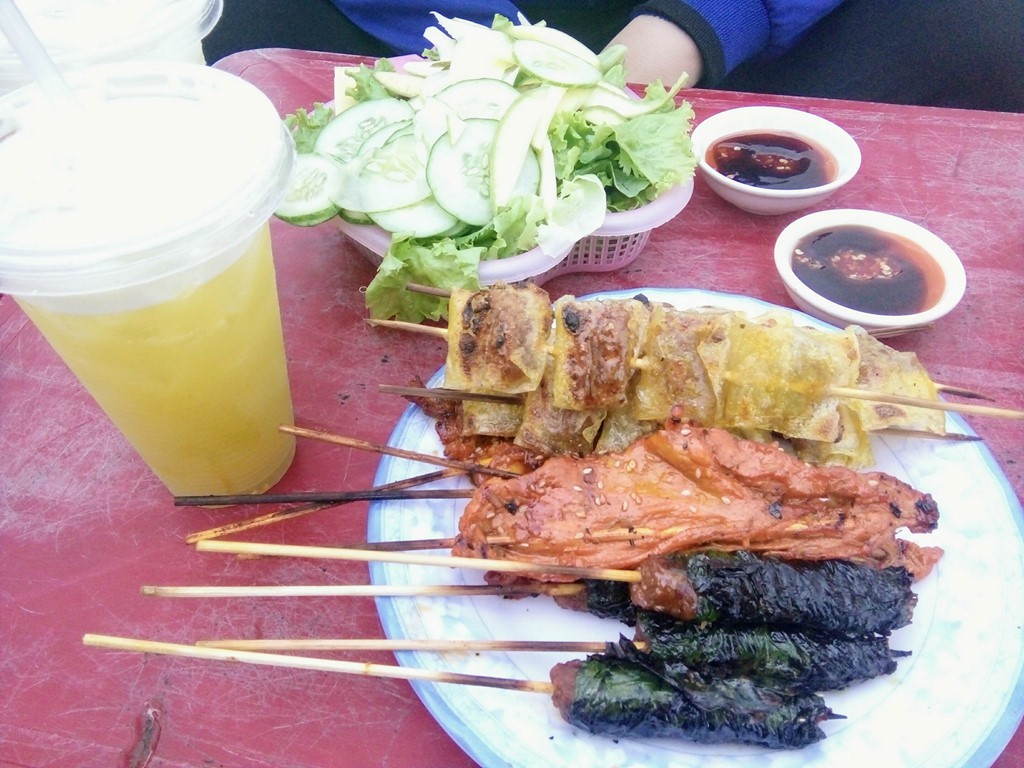 Xỏ l&ograve;i - m&oacute;n đặc sản khi đến xứ hoa v&agrave;ng cỏ xanh - Ảnh 7.