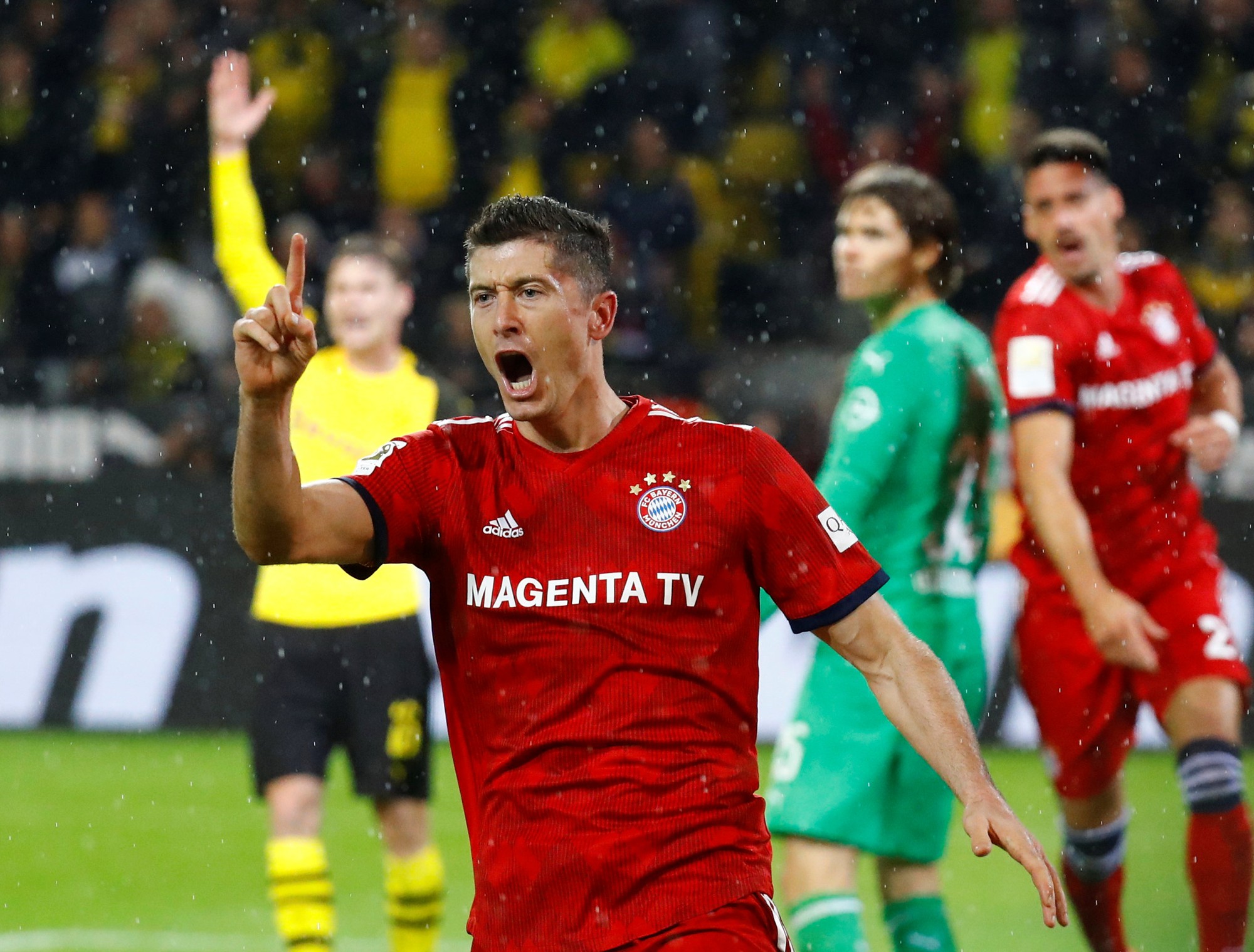 Tiệc b&agrave;n thắng si&ecirc;u kinh điển Bundesliga, Dortmund quật ng&atilde; Bayern Munich - Ảnh 8.