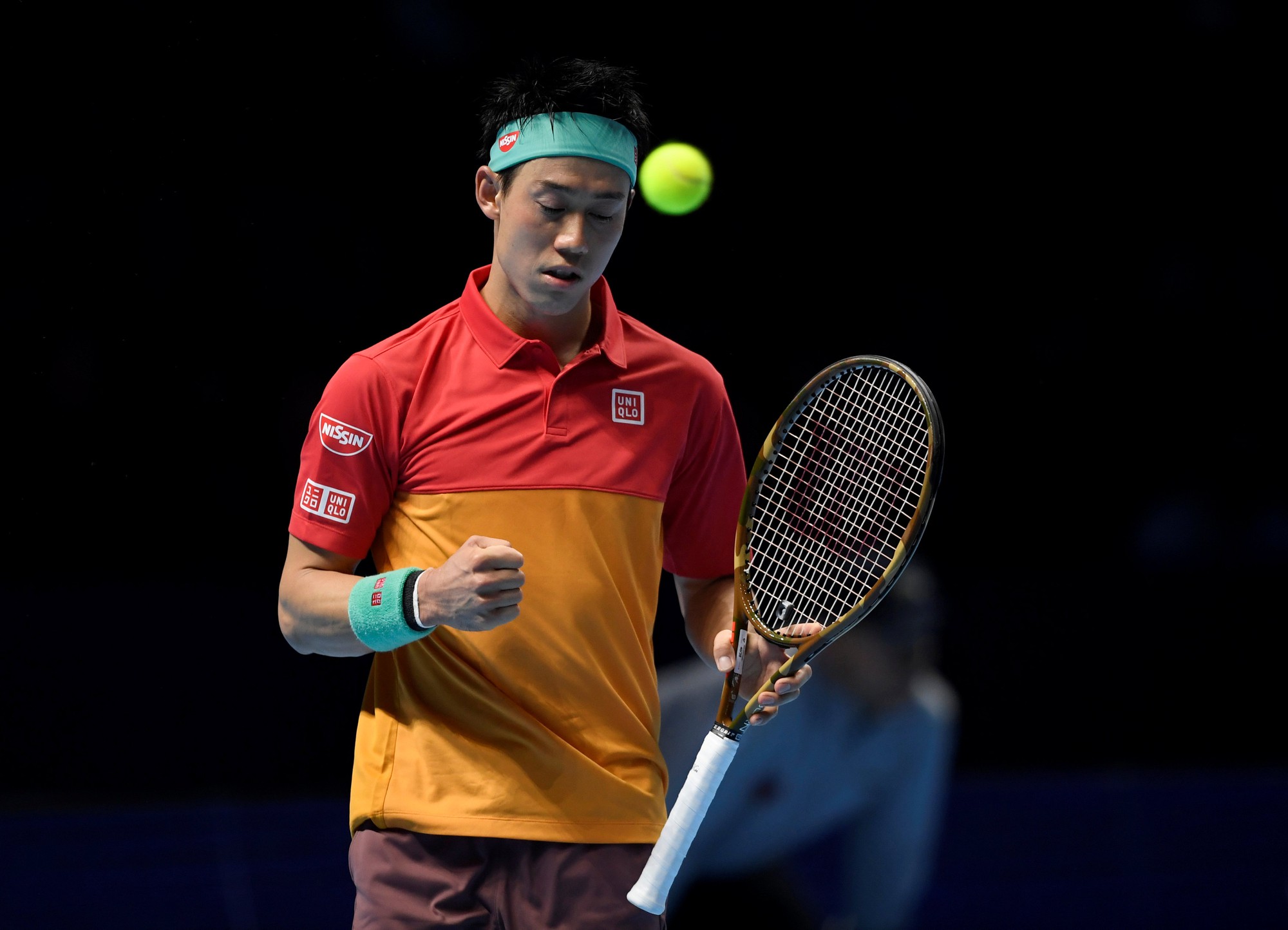 Thua Nishikori, Federer lần đầu gắt gỏng ph&agrave;n n&agrave;n trọng t&agrave;i - Ảnh 4.