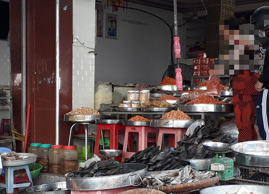 2 vựa khô ở Cà Mau “dính” chất cấm có trong thuốc trừ sâu