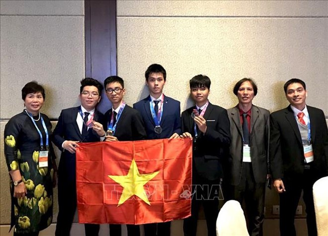 Việt Nam giành HCV Olympic thiên văn học và vật lý thiên văn quốc tế
