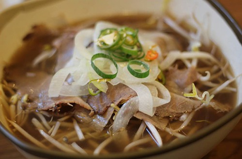 Tiệm phở phong cách Hội An ở thủ đô Hàn Quốc - Ảnh 6.