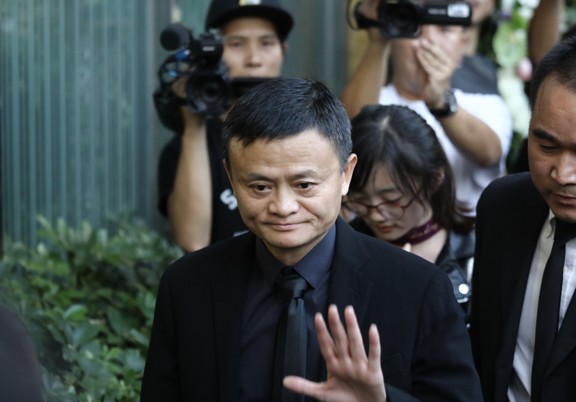 Tang lễ v&otilde; l&acirc;m minh chủ Kim Dung - Ảnh 12.