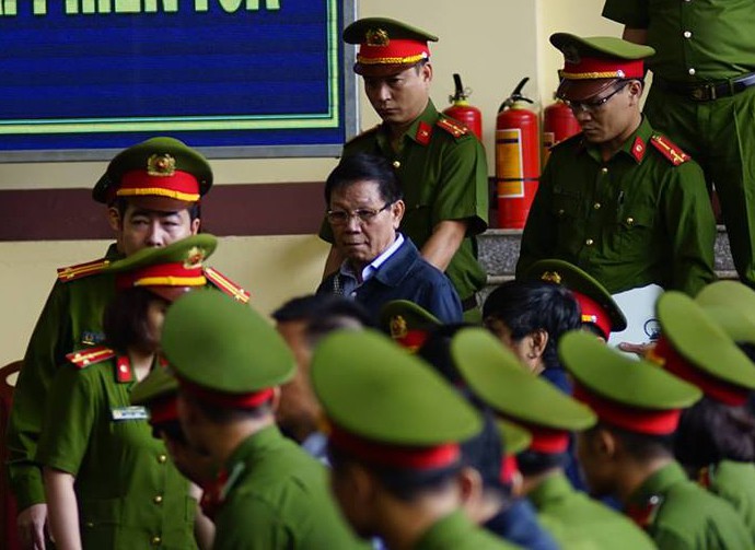 Cựu trung tướng Phan Văn Vĩnh có quyền đề nghị HĐXX không đăng bản án lên mạng?
