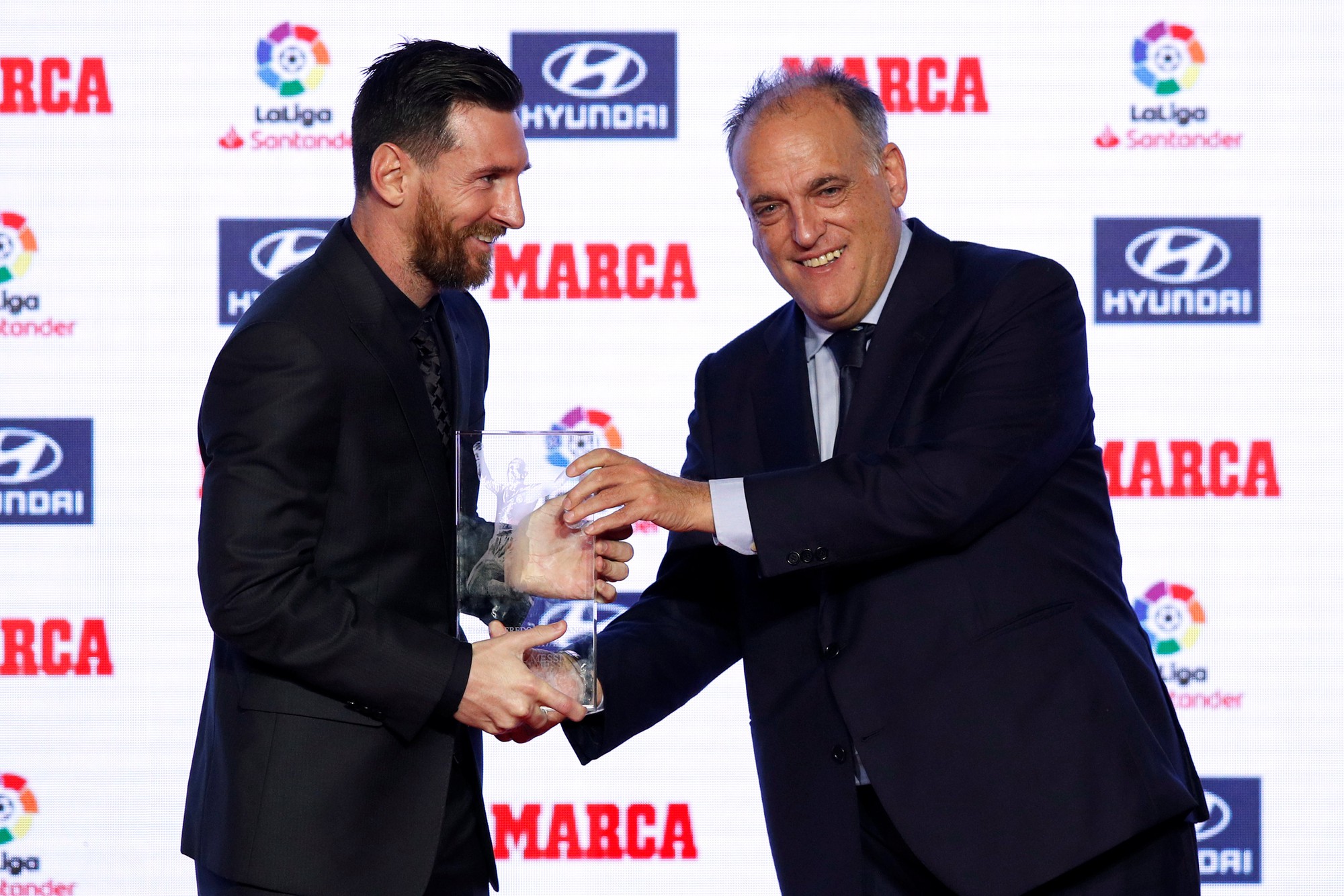 Trở lại sau chấn thương, Messi thành sao sáng nhất La Liga