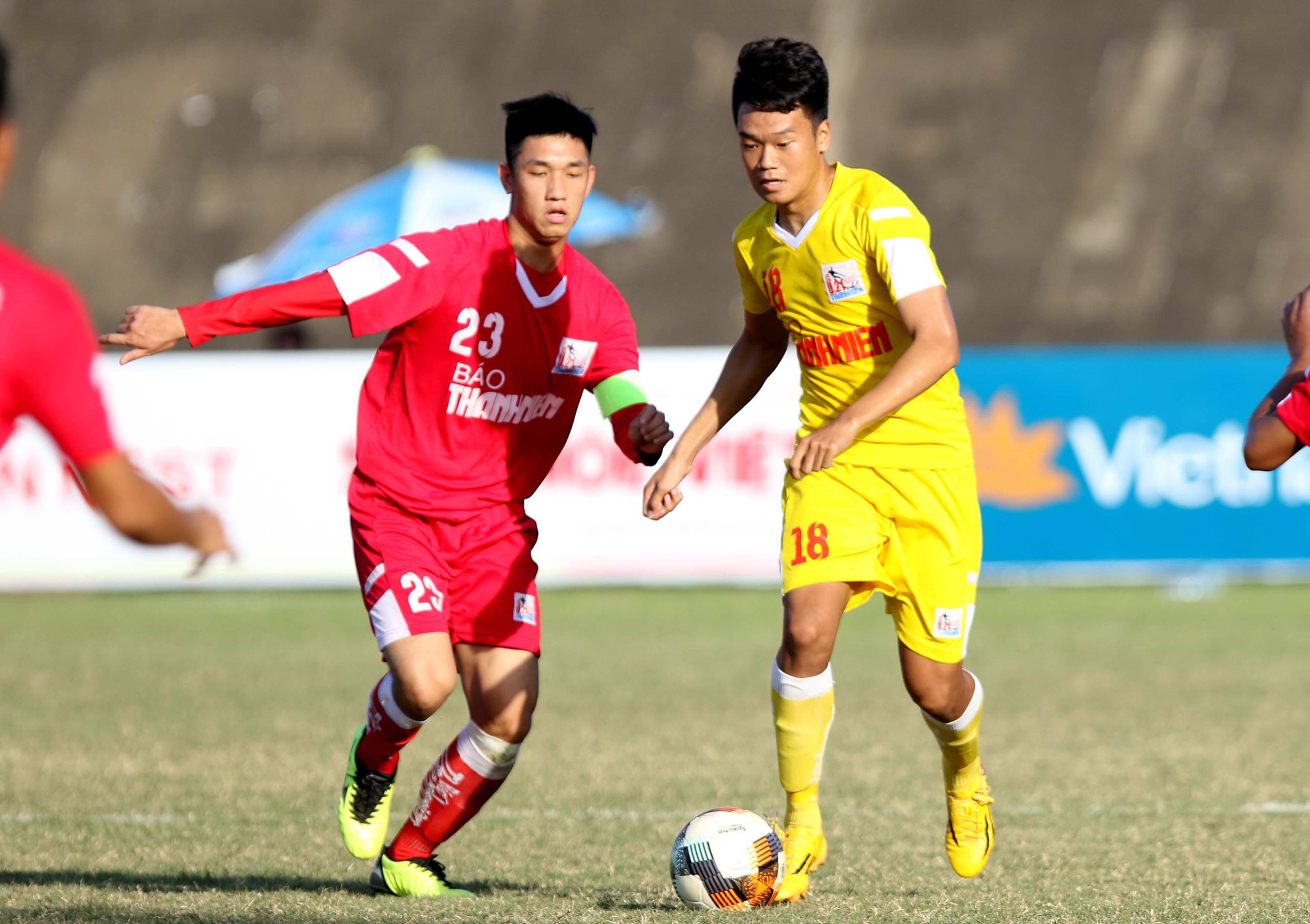 Derby thủ đô: Hấp dẫn đến phút cuối