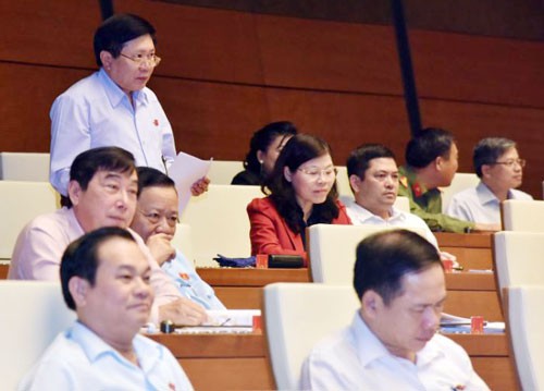 Đừng đặt gánh nặng lên học sinh!