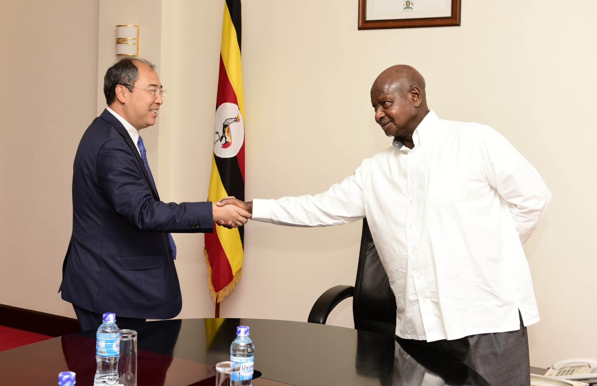 Uganda điều động binh sĩ bảo vệ...doanh nghiệp Trung Quốc - Ảnh 1.