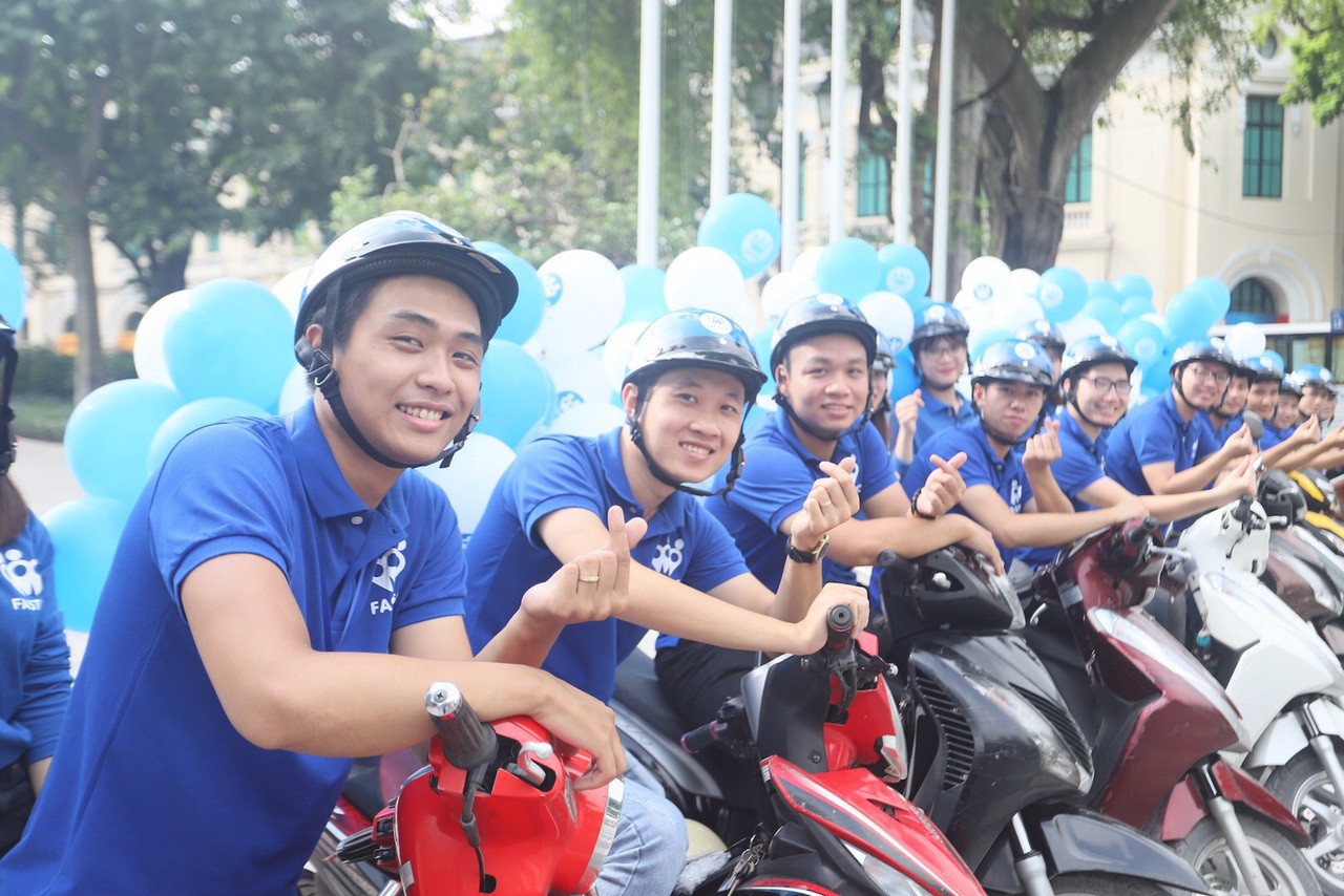 FastGo ra nước ngo&agrave;i, Mai Linh lập HTX taxi c&ocirc;ng nghệ - Ảnh 1.