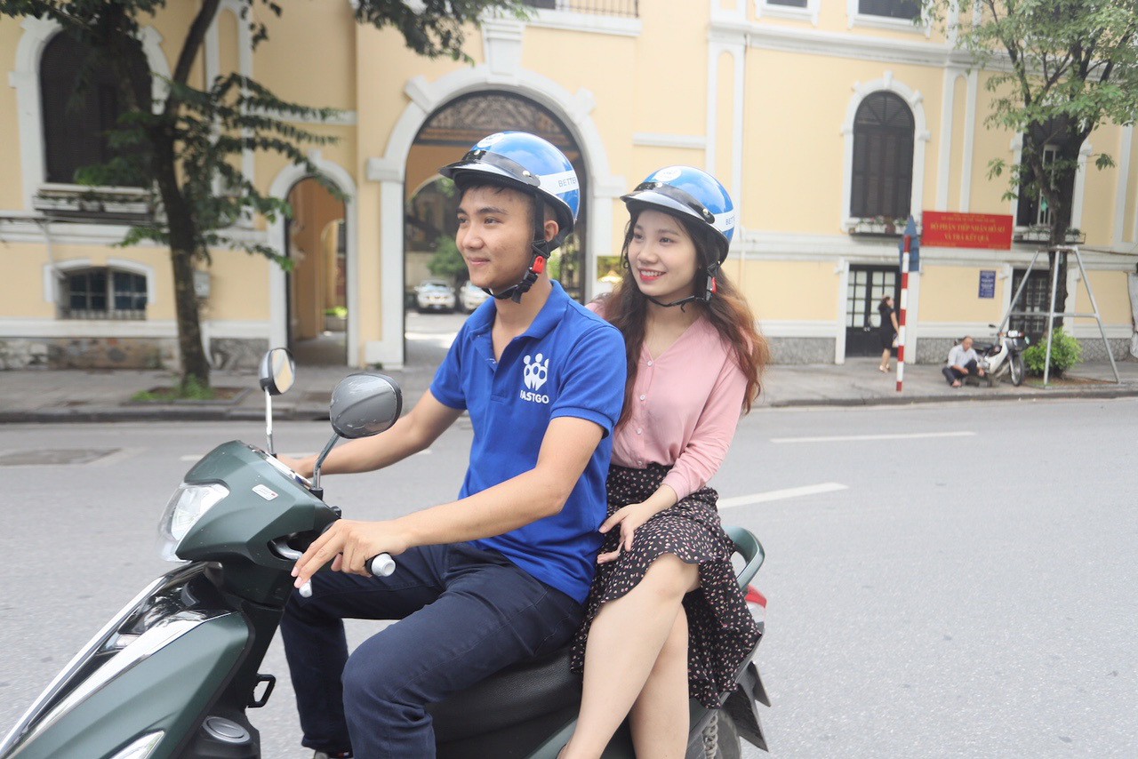 FastGo ra nước ngoài, Mai Linh lập HTX taxi công nghệ