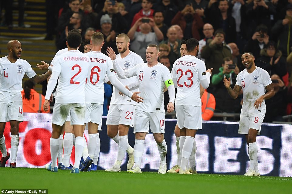 Rooney đá trận giã từ, tuyển Anh nhẹ nhàng thắng Mỹ - Ảnh 10.