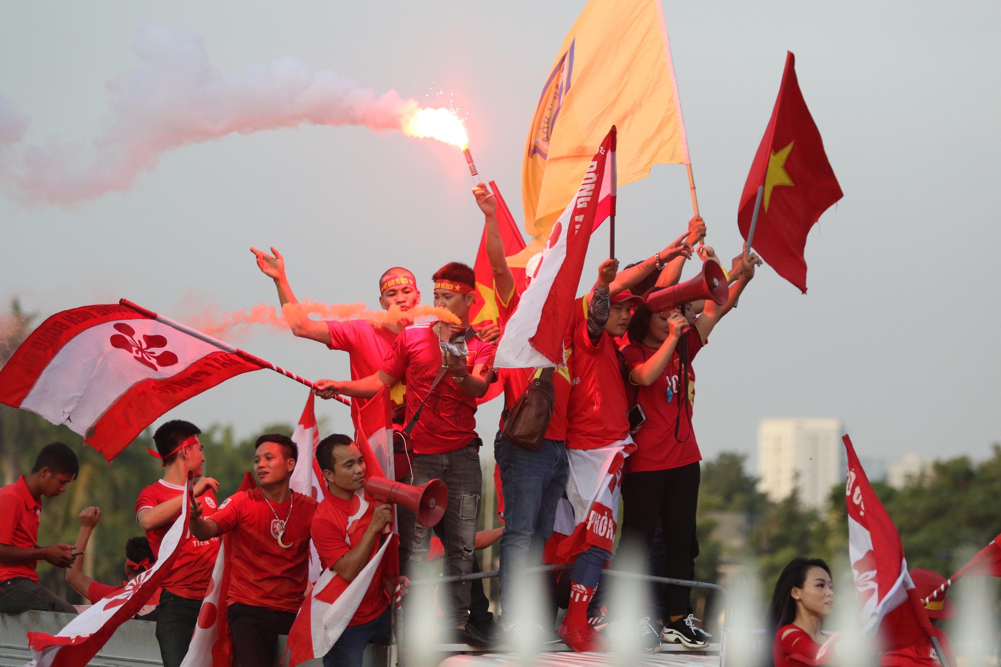 Clip Việt Nam - Malaysia 2-0: Chiến c&ocirc;ng trọn vẹn cho chủ nh&agrave; - Ảnh 13.