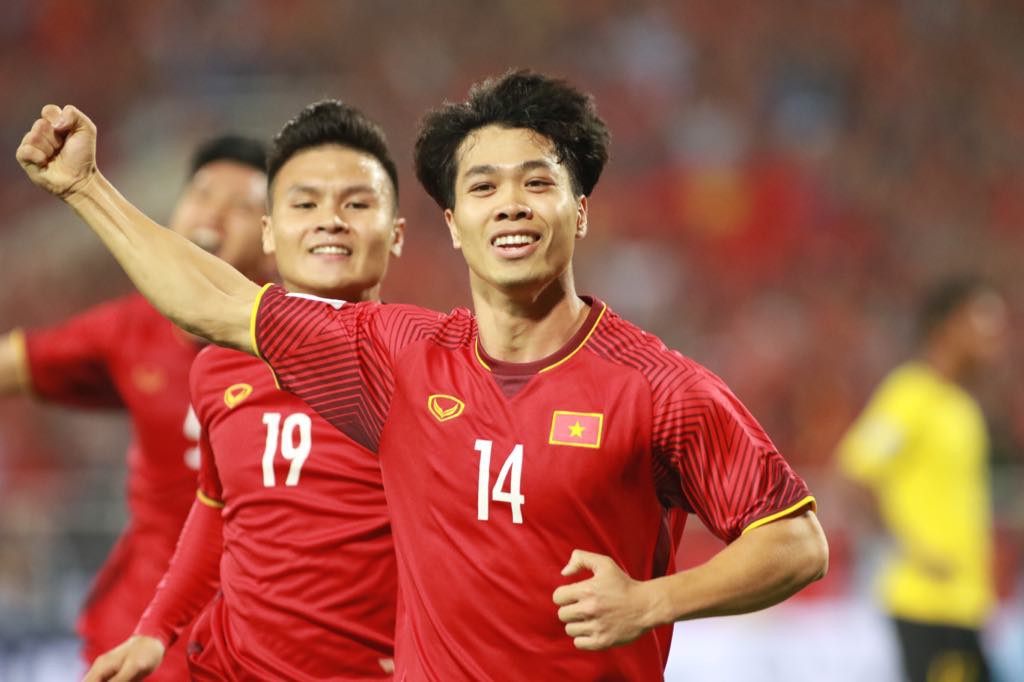Clip Việt Nam - Malaysia 2-0: Chiến c&ocirc;ng trọn vẹn cho chủ nh&agrave; - Ảnh 7.