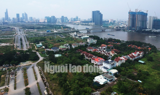 Cận cảnh 4 tuyến đường lùm xùm ở Thủ Thiêm - Ảnh 6.