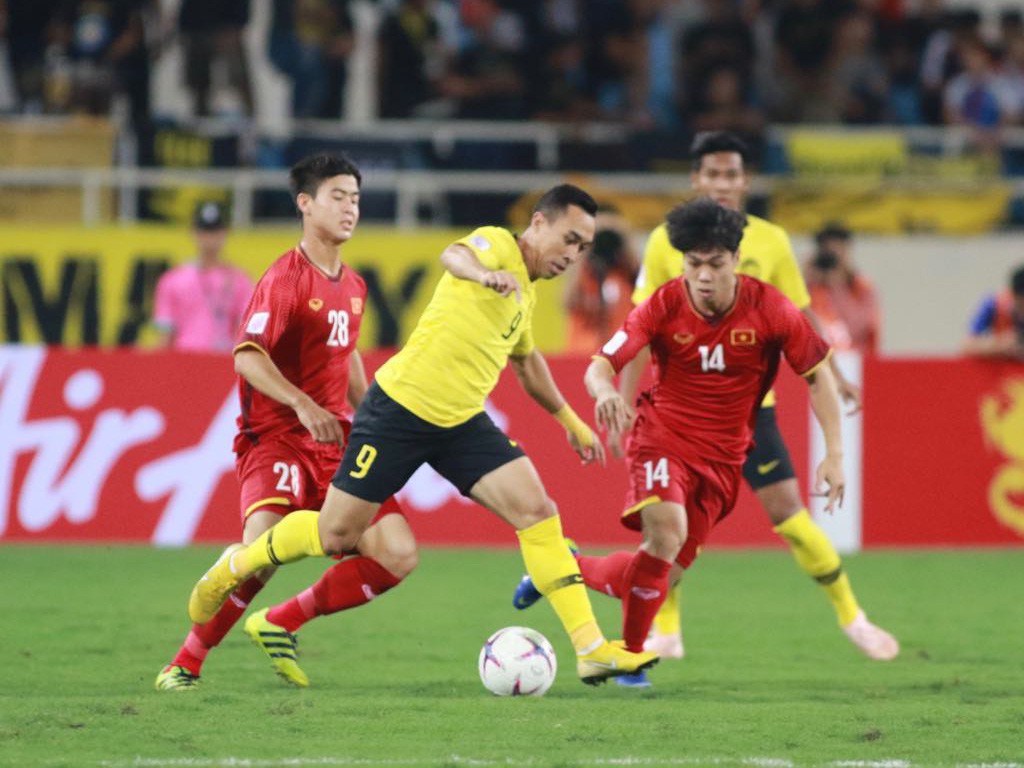 Clip Việt Nam - Malaysia 2-0: Chiến c&ocirc;ng trọn vẹn cho chủ nh&agrave; - Ảnh 9.