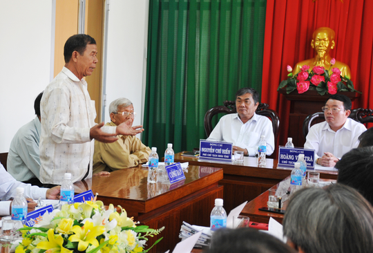 Lười tiếp dân