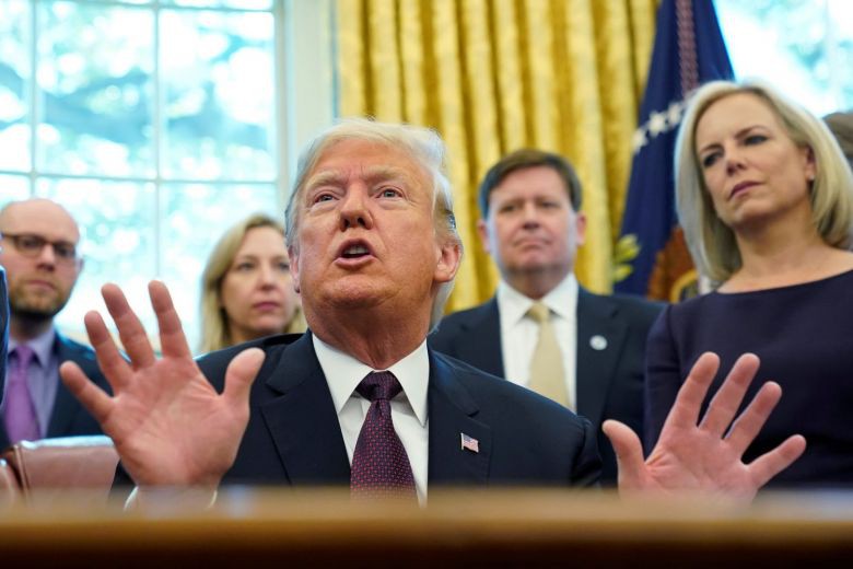 Ông Donald Trump: Trung Quốc xuống nước, muốn có thỏa thuận thương mại