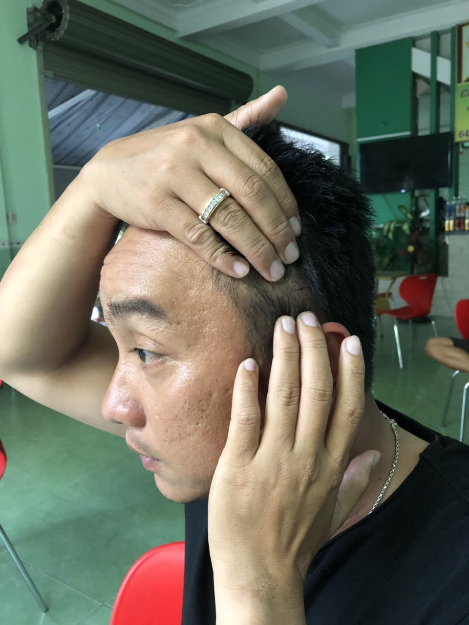 Vụ &ldquo;CSGT đ&aacute;nh nhau với t&agrave;i xế&rdquo;: L&aacute;i xe tải l&ecirc;n tiếng &ldquo;phản ph&aacute;o&rdquo; - Ảnh 2.