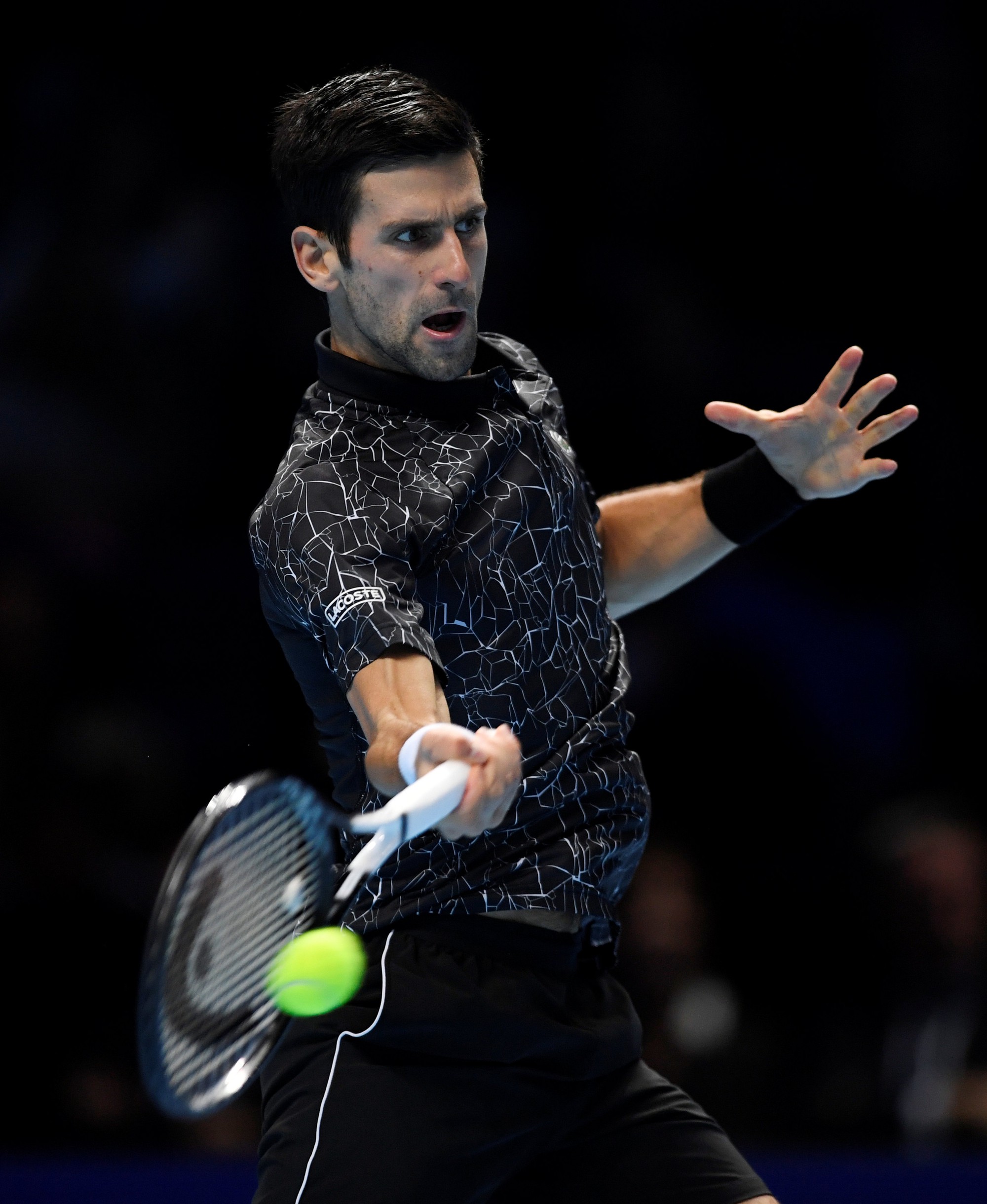 Djokovic thua sốc ở chung kết, Zverev v&ocirc; địch ATP Finals 2018 - Ảnh 6.