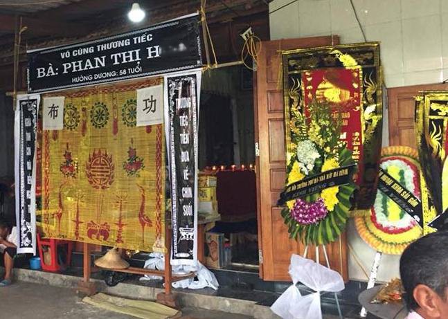 Sau khi uống nước lá, vợ chết, chồng nguy kịch nghi ngộ độc