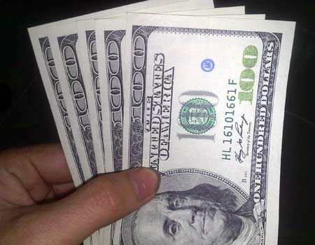 Đổi USD ở đâu để không bị phạt 90 triệu đồng?