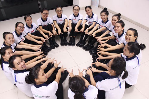 Xuất khẩu lao động sôi động dịp cuối năm