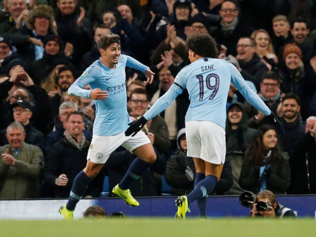 Sao trẻ toả sáng, Man City giành tấm vé thứ 7 tứ kết League Cup
