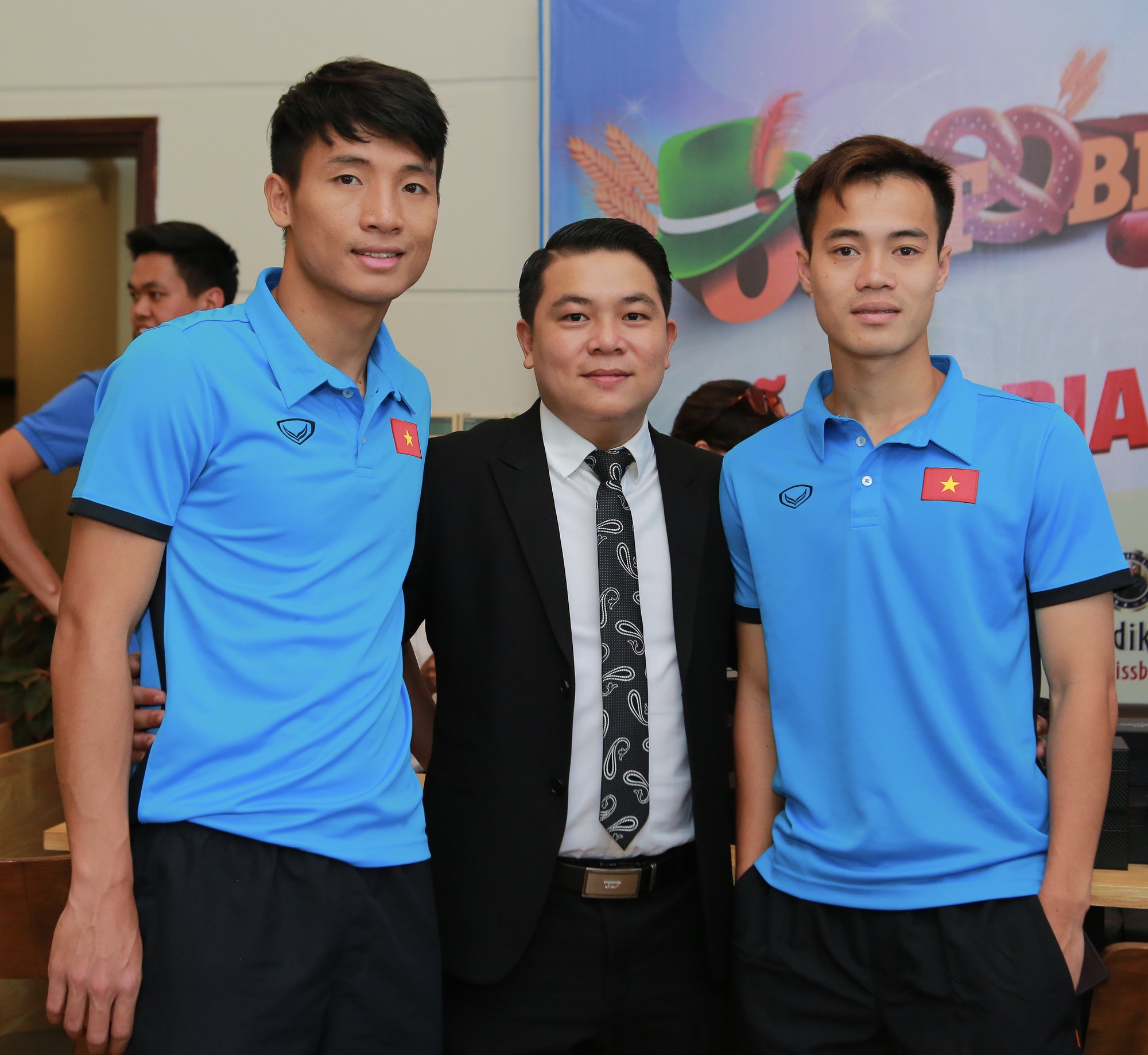 Cảm hứng U23 động vi&ecirc;n tinh thần đội tuyển trước AFF Cup - Ảnh 3.