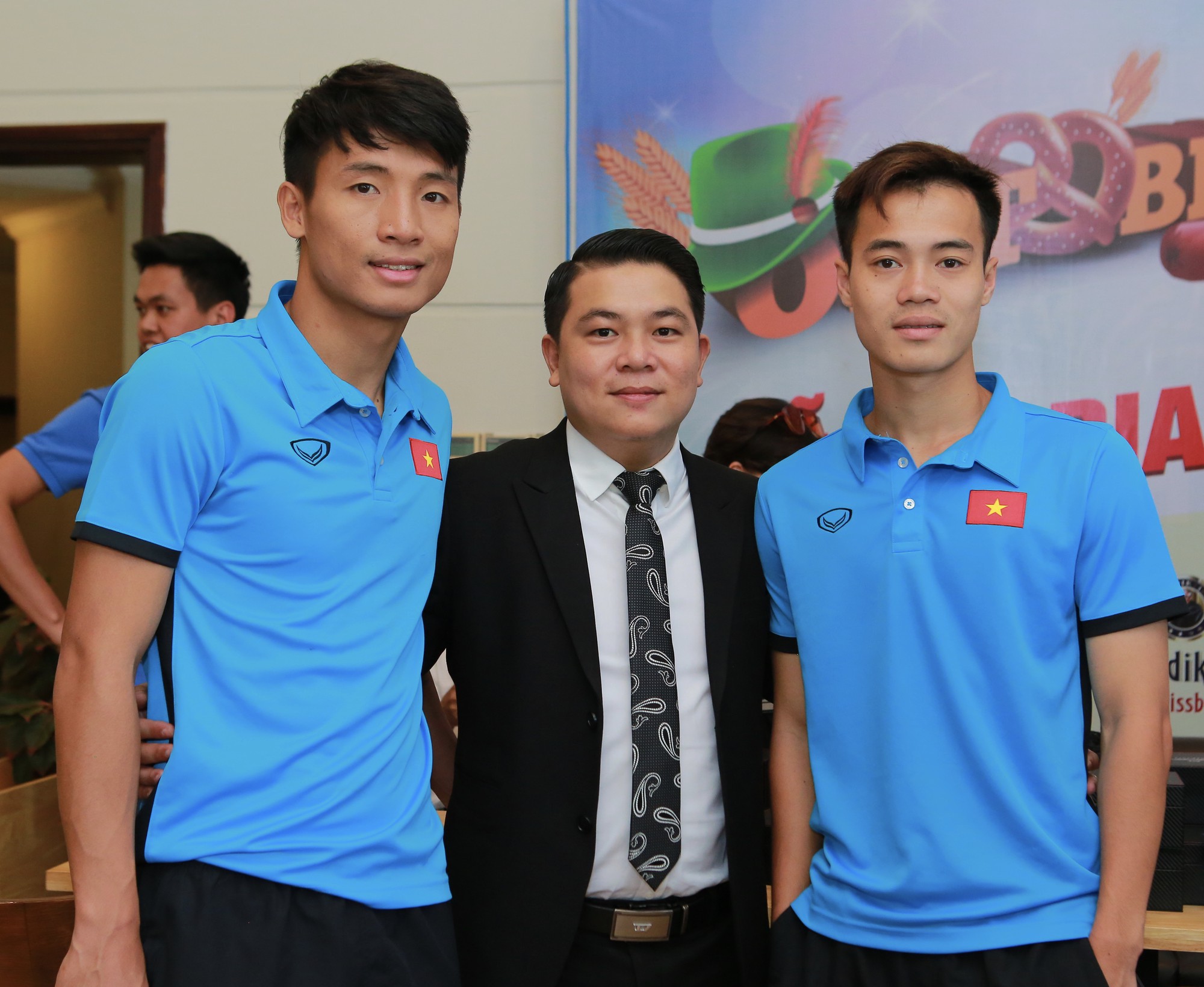 Cảm hứng U23 động viên tinh thần đội tuyển trước AFF Cup