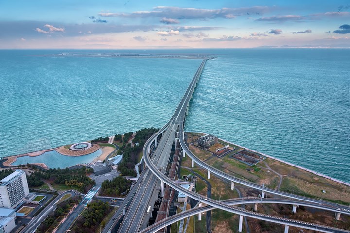 Những s&acirc;n bay được đ&aacute;nh gi&aacute; đẹp nhất thế giới - Ảnh 21.