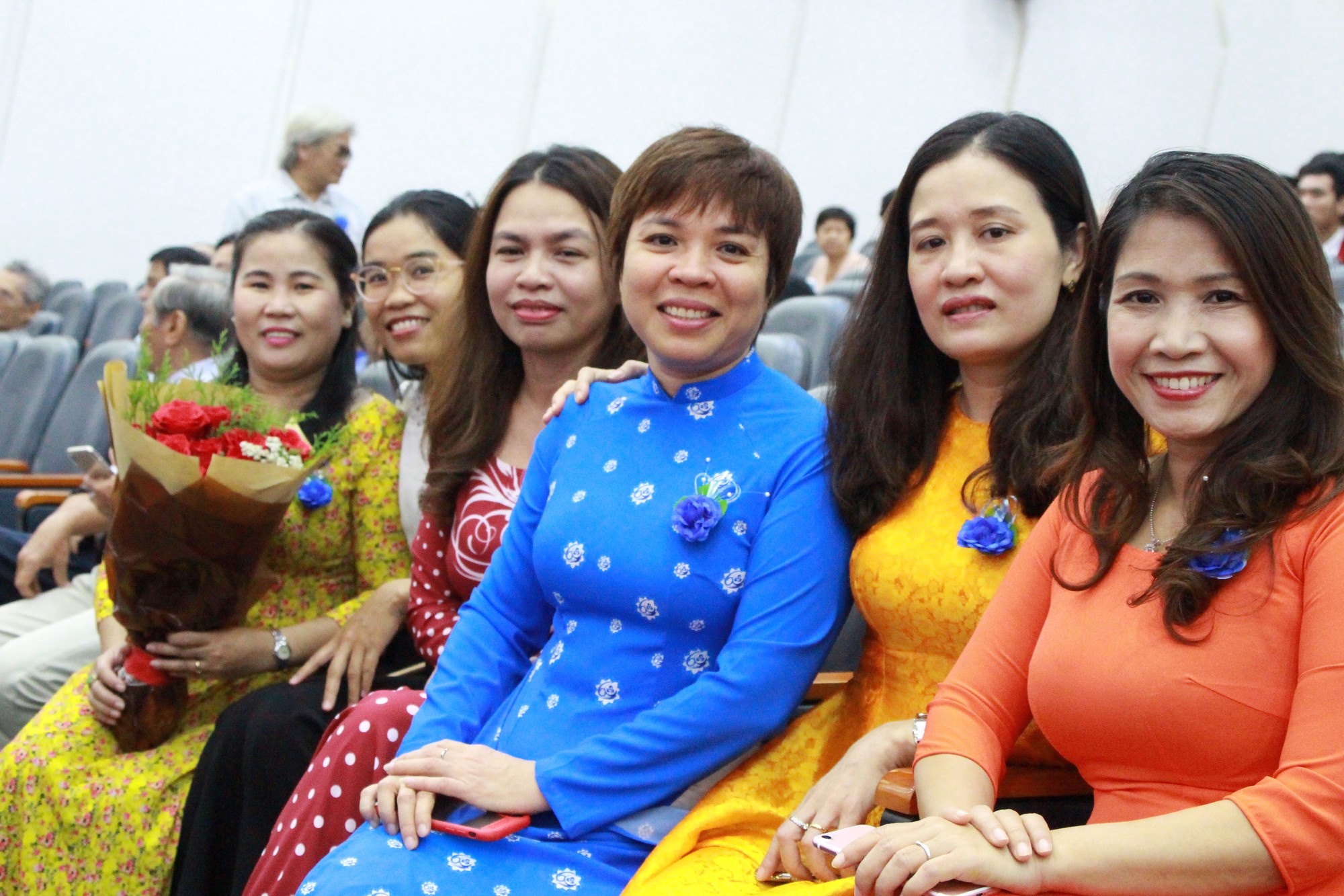 Các trường ĐH tôn vinh giảng viên