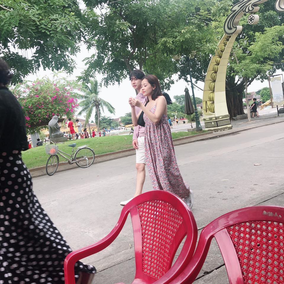 Bạn trai tin đồn thừa nhận hẹn h&ograve; với Chi Pu tr&ecirc;n s&oacute;ng truyền h&igrave;nh H&agrave;n - Ảnh 1.