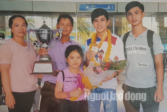 Gia đình khẳng định nhà vô địch boxing nữ châu Á 2018 Đổ Hồng Ngọc là nữ