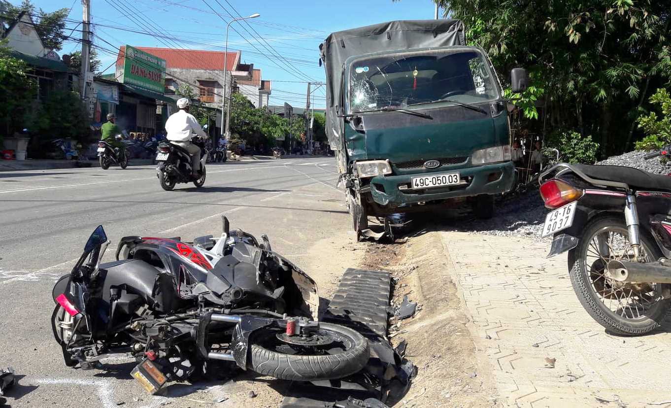 "Xe điên" gây tai nạn liên hoàn, 3 người thương vong