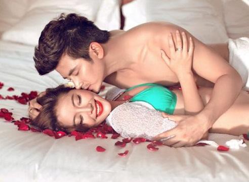 C&oacute; n&ecirc;n d&ugrave;ng dầu dừa khắc phục t&igrave;nh trạng kh&ocirc; hạn cho phụ nữ? - Ảnh 2.