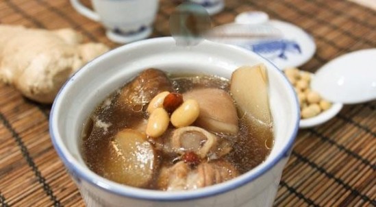 2 m&oacute;n ăn gi&uacute;p ngực căng tr&ograve;n chẳng cần phẫu thuật - Ảnh 2.