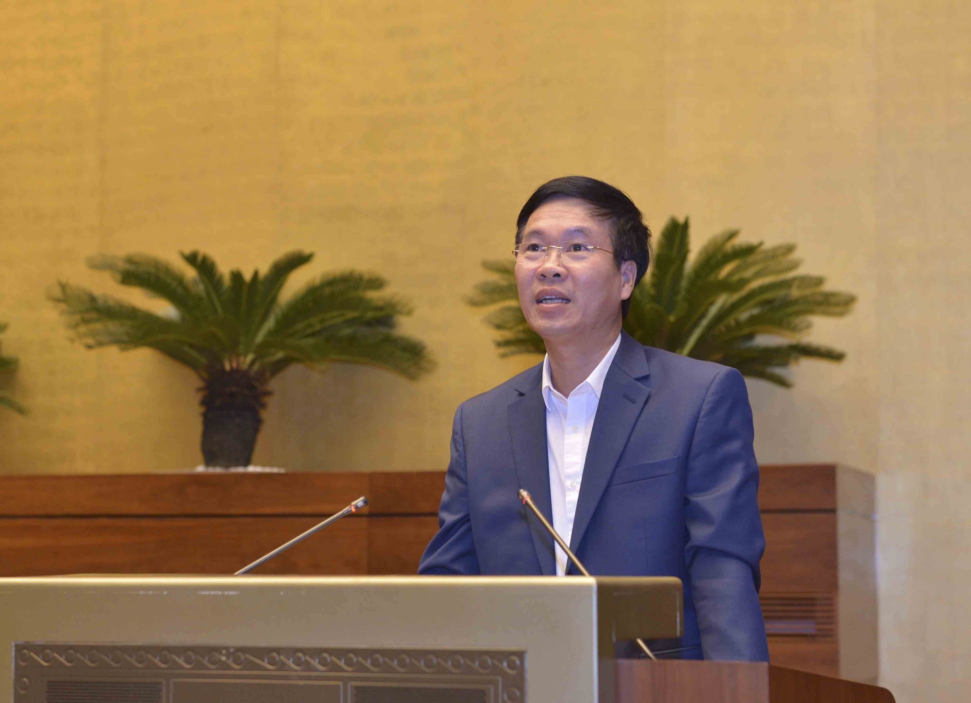Lãnh đạo cấp cao phải gương mẫu