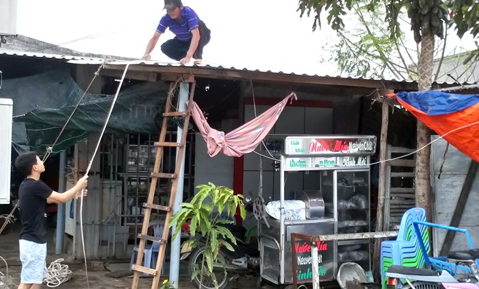Ninh Thuận tất bật ứng ph&oacute; với b&atilde;o số 9 - Ảnh 1.