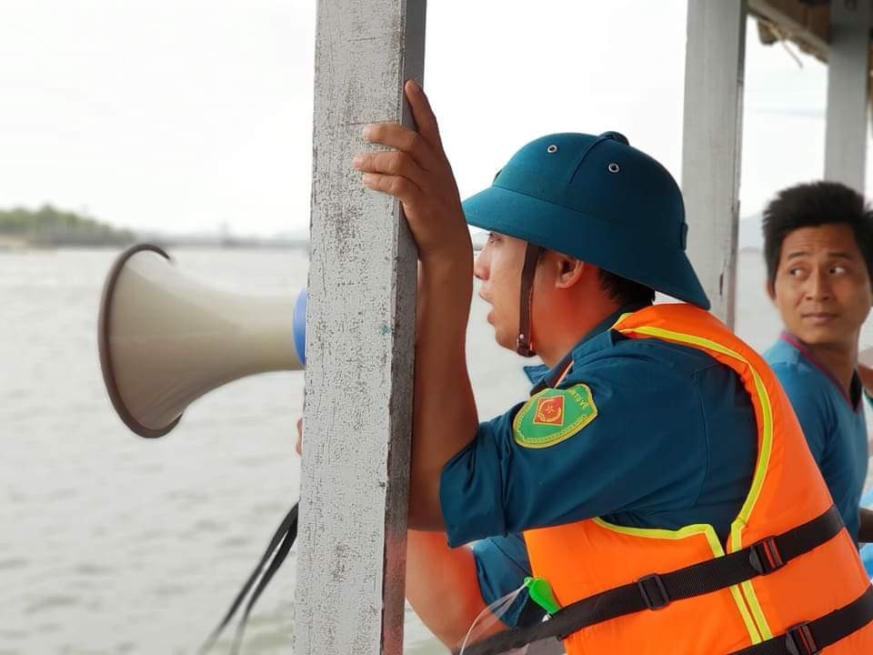 Bà Rịa - Vũng Tàu gõ cửa nhà dân vận động đến nơi an toàn - Ảnh 5.