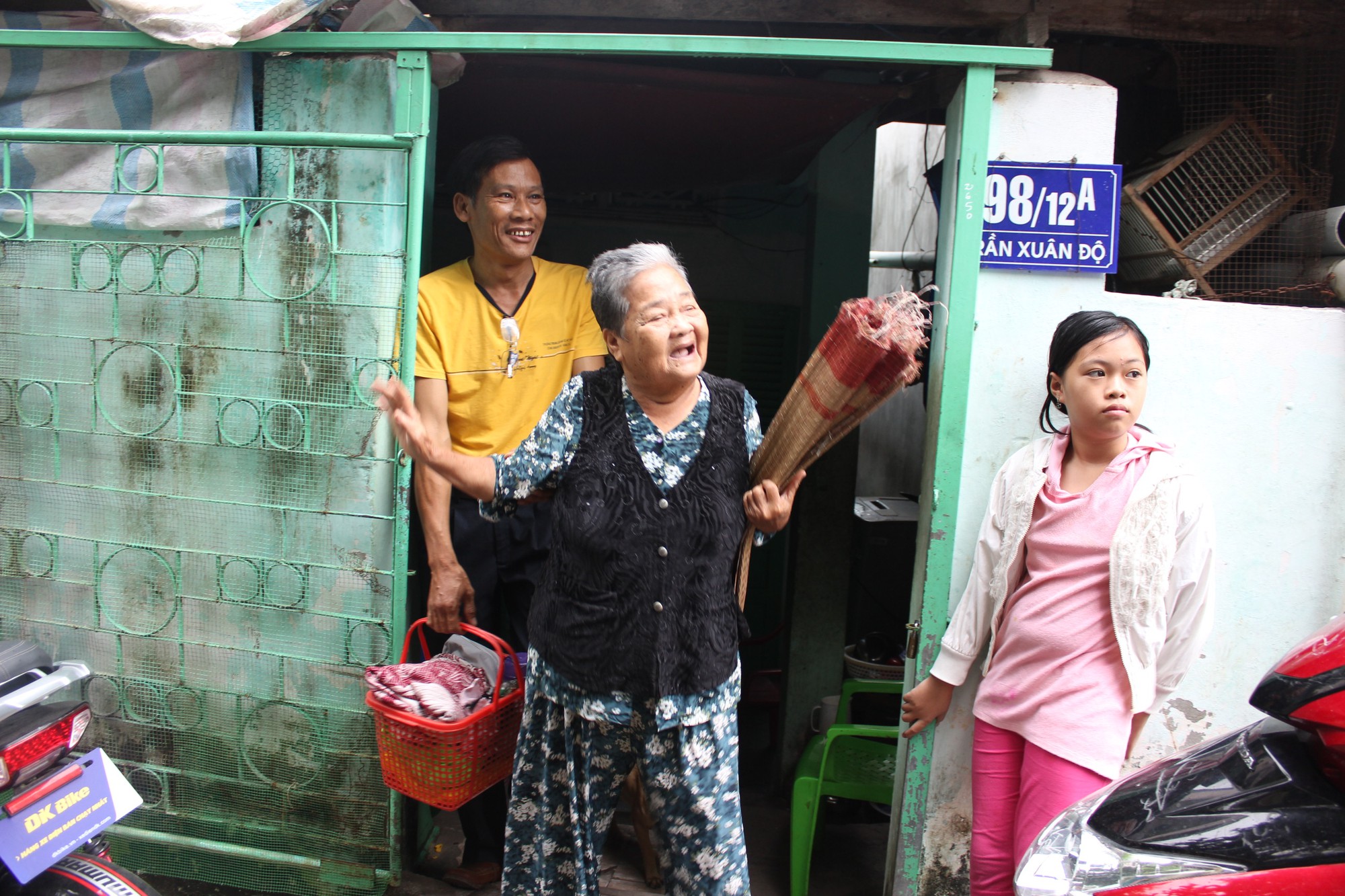 Bà Rịa - Vũng Tàu gõ cửa nhà dân vận động đến nơi an toàn