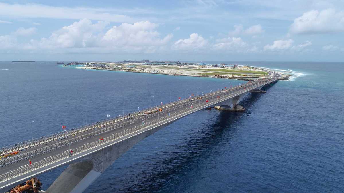 Maldives sốc với h&oacute;a đơn nợ 3,2 tỉ USD từ Trung Quốc - Ảnh 2.