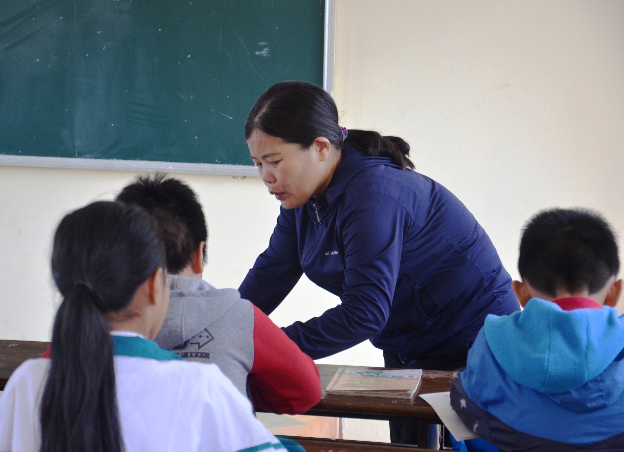 Công an khởi tố vụ cô giáo "chỉ đạo" cả lớp tát học trò 231 cái