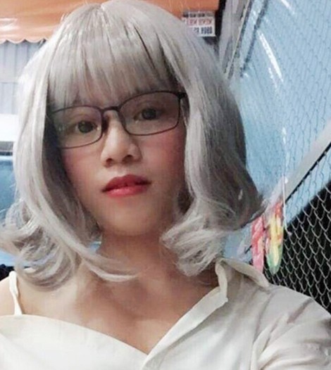C&ocirc; g&aacute;i xinh đẹp d&ugrave;ng th&acirc;n x&aacute;c đổi tiền, xe v&agrave; c&aacute;c nữ qu&aacute;i đa mưu - Ảnh 4.