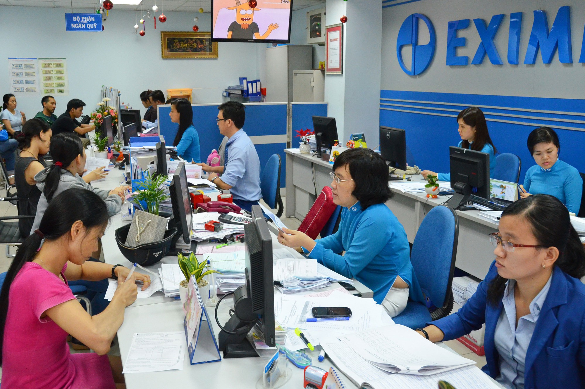 Ngân hàng tăng lợi nhuận nhờ bán nợ xấu