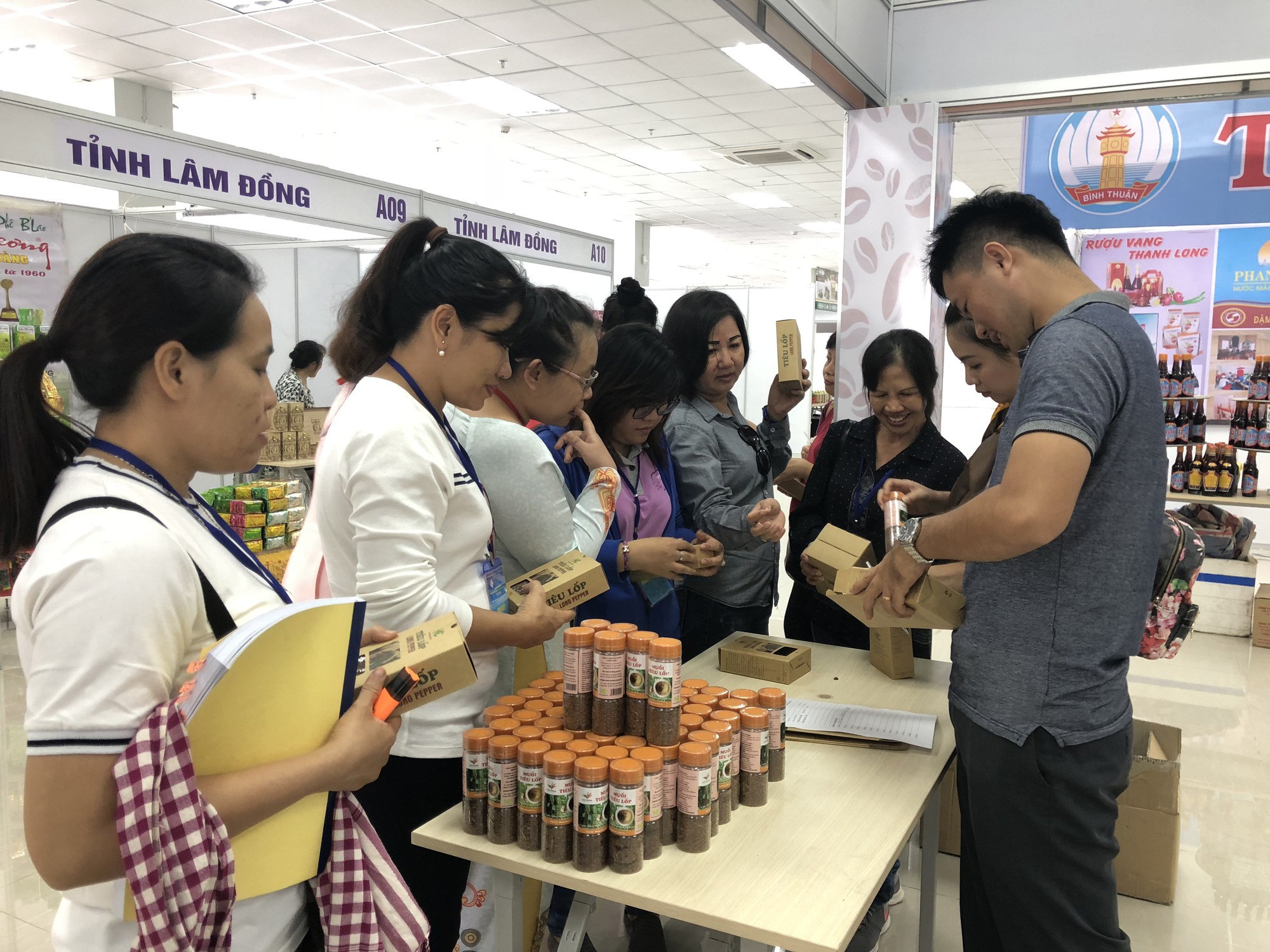 Kết nối cung cầu TP HCM và các tỉnh,thành: Thêm 379 hợp đồng được ký kết